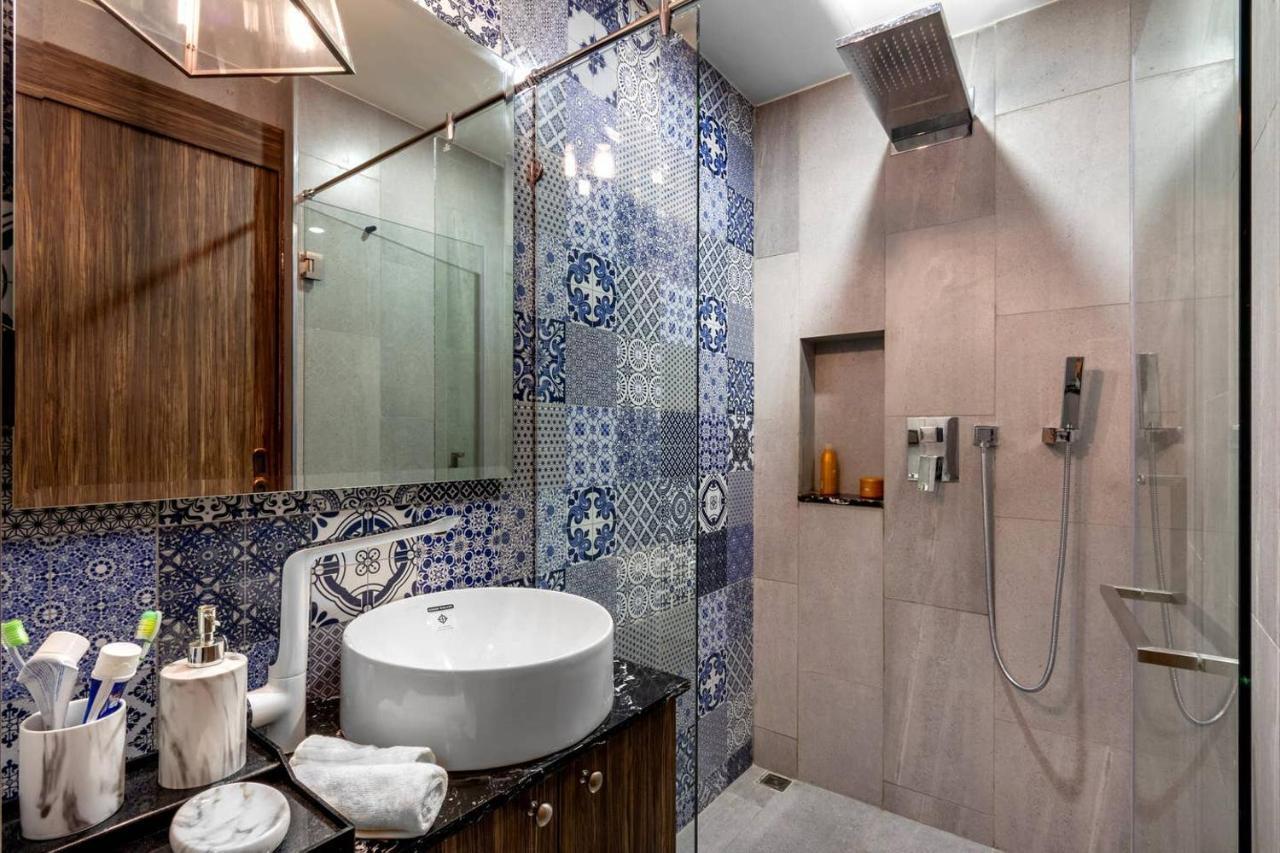 Palmyrah Surin, Modern 1Br With Terrace, 150 Meters To Surin Beach ภายนอก รูปภาพ